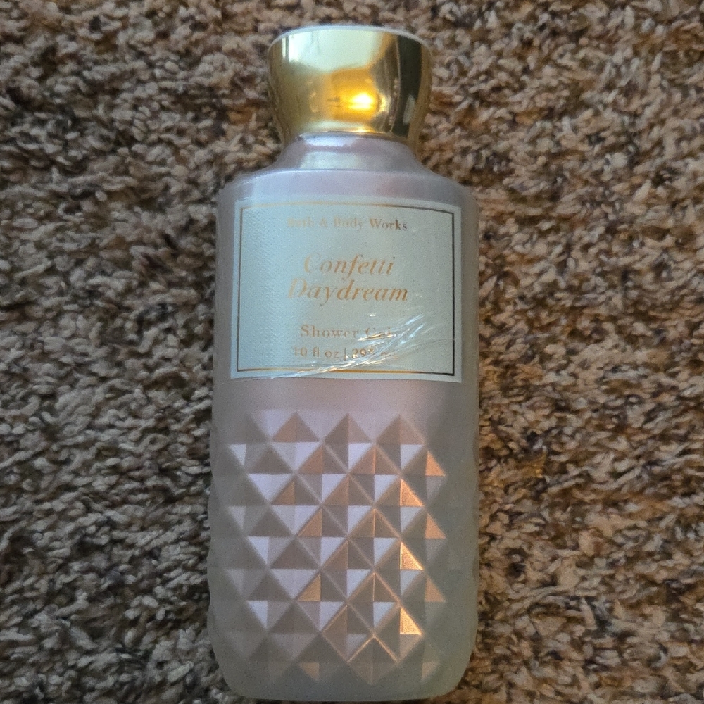Bath & Body Works Confetti Daydream Shower Gel